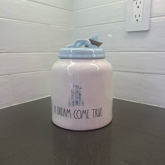 Rae Dunn Cinderella - Picture 4 of 13